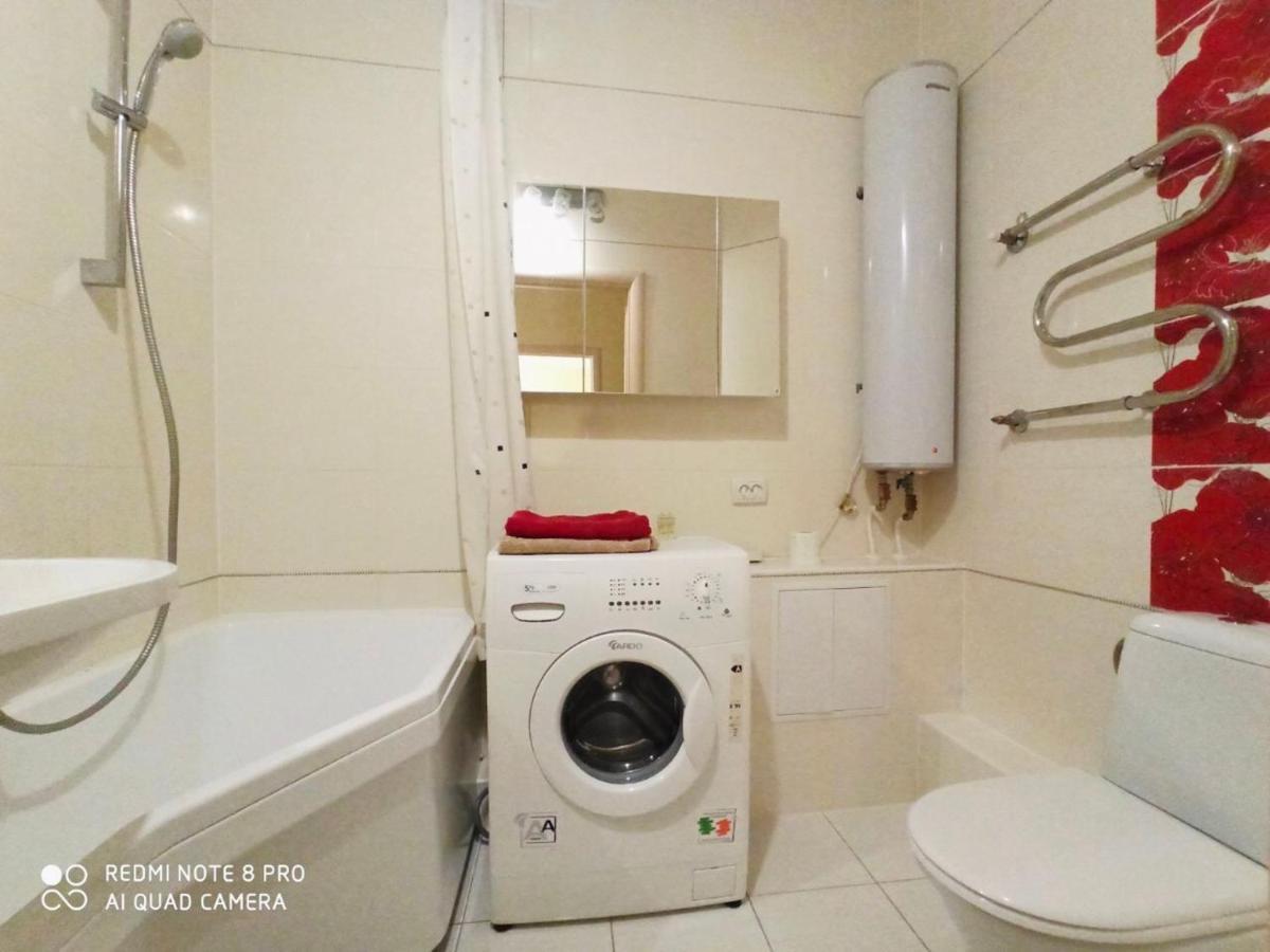 Apartment In The Center Tcherkassy Extérieur photo