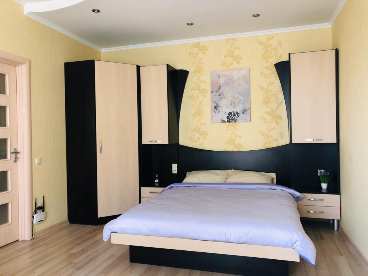Apartment In The Center Tcherkassy Extérieur photo